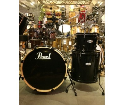 PEARL FZH703 /B31 - Forum Jet Black 3 Parça (20B/10T/14F) Akustik Davul Seti